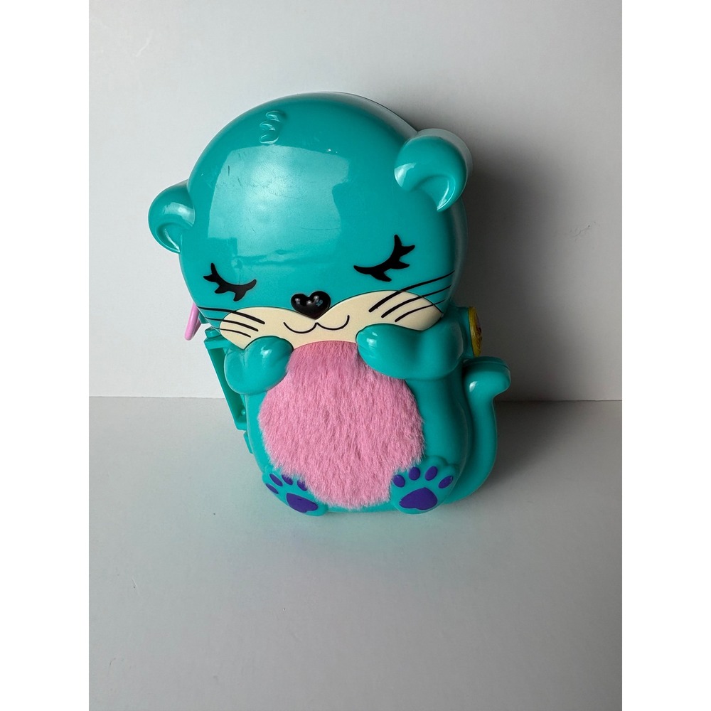 Mattel Polly Pocket Otter‎ Aquarium Compact HCG16 Teal Pink Fuzzy 2021 Wristlet